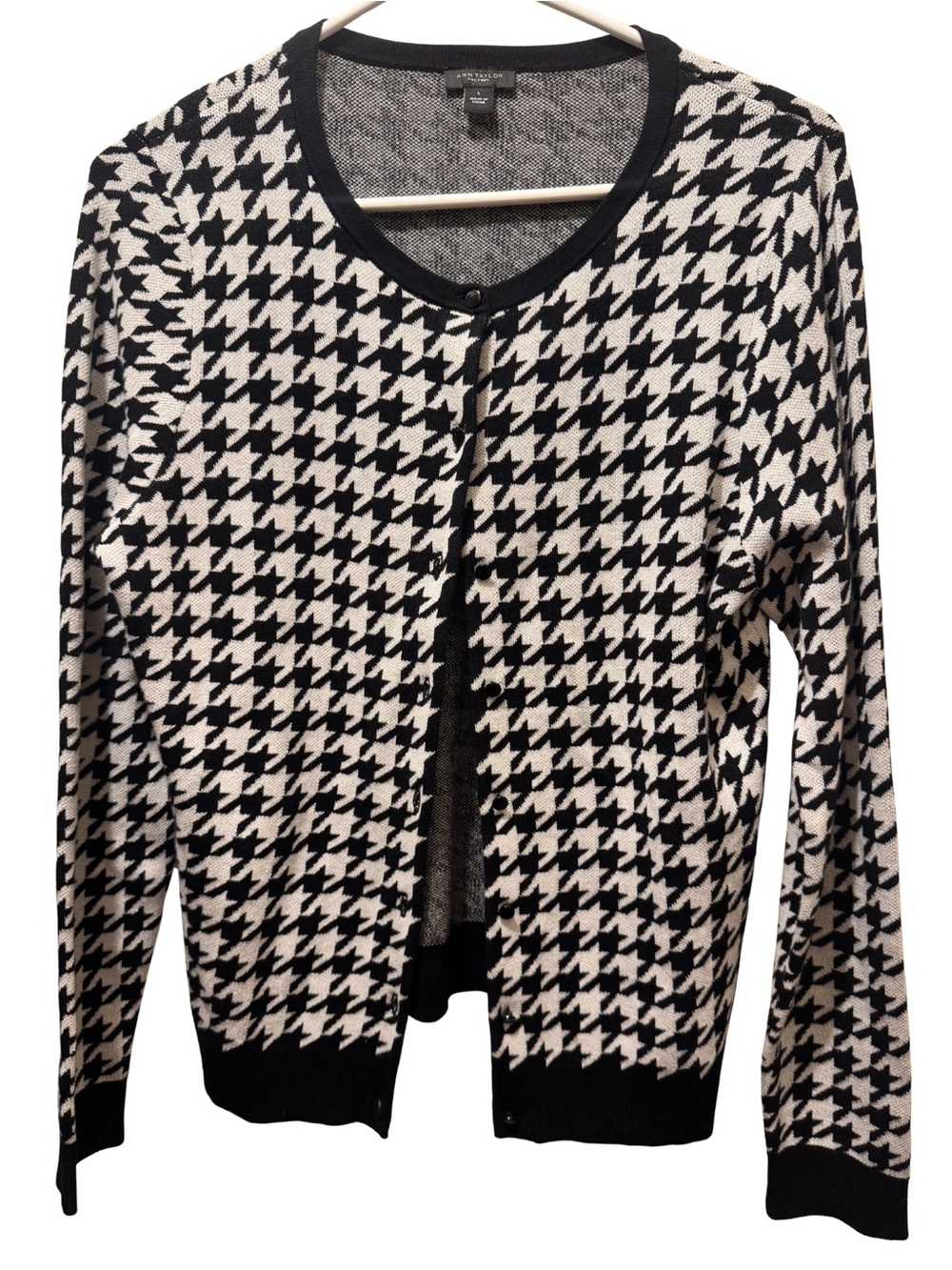 Ann Taylor Factory Black and White Houndstooth Button Cardigan Womens Large